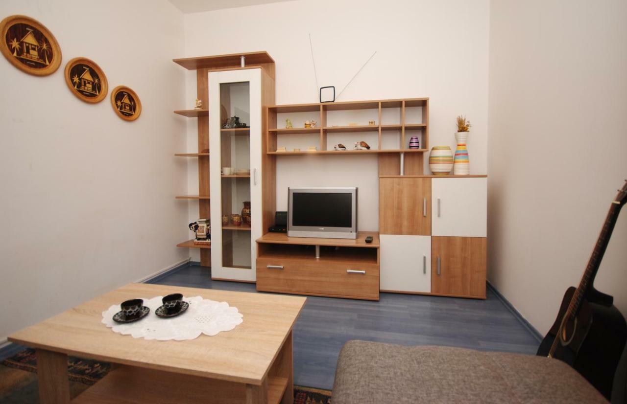 Apartment Raquil Split Eksteriør billede