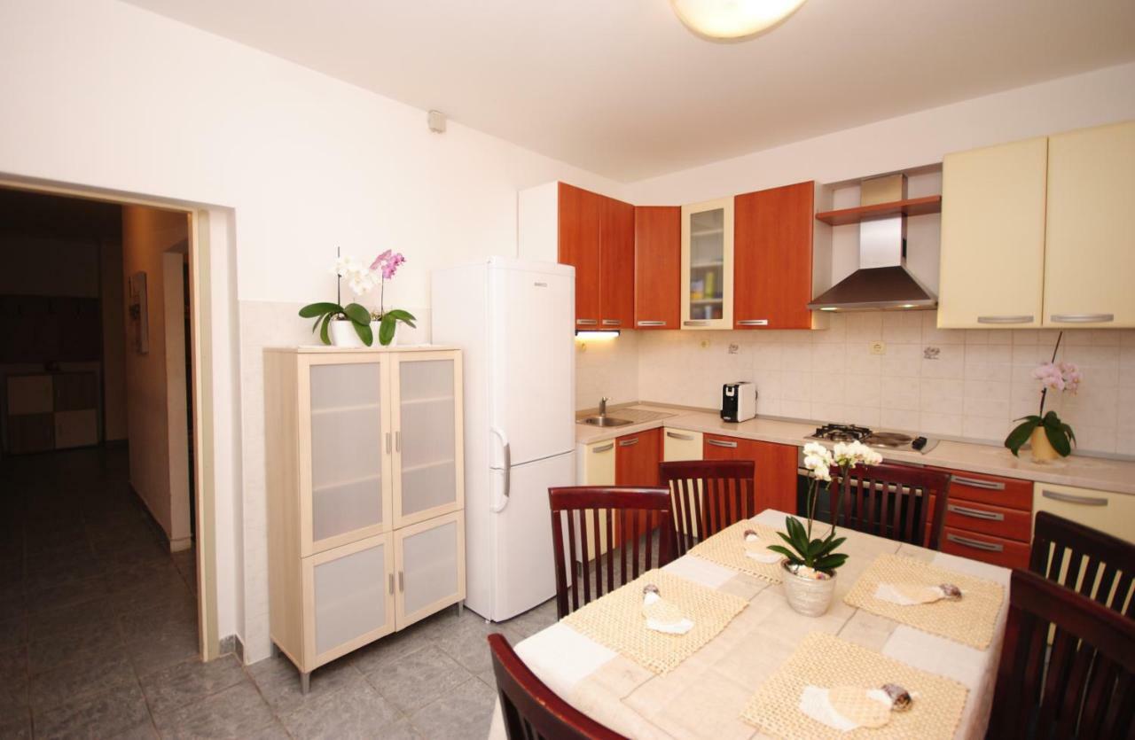 Apartment Raquil Split Eksteriør billede