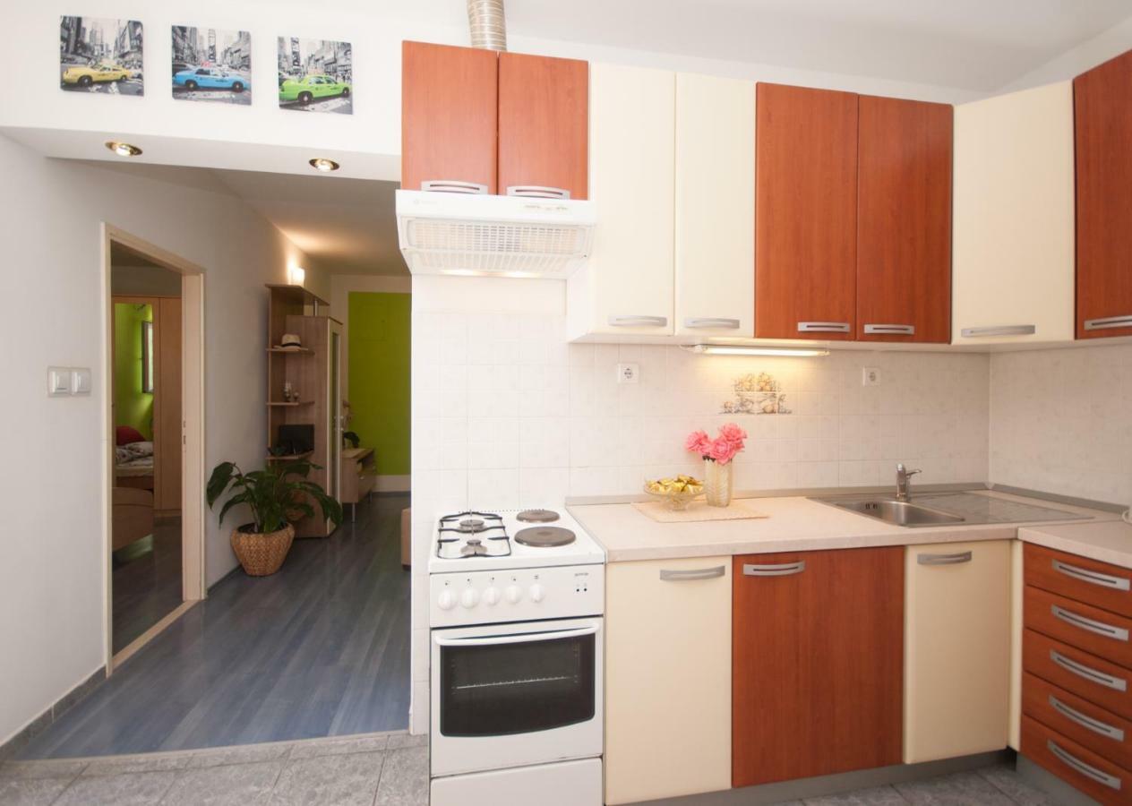 Apartment Raquil Split Eksteriør billede